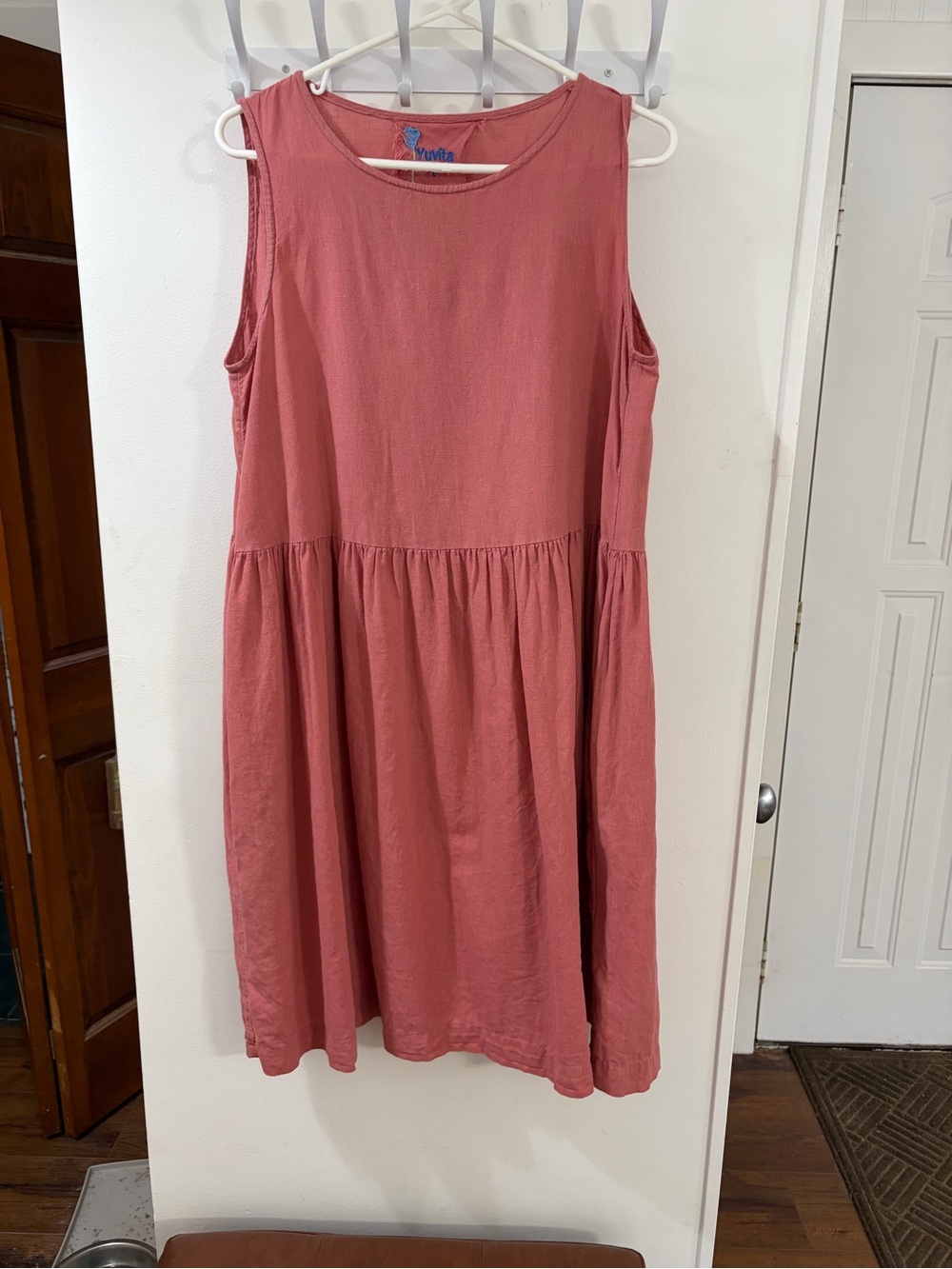 Yuvita Linen Smock Dress
